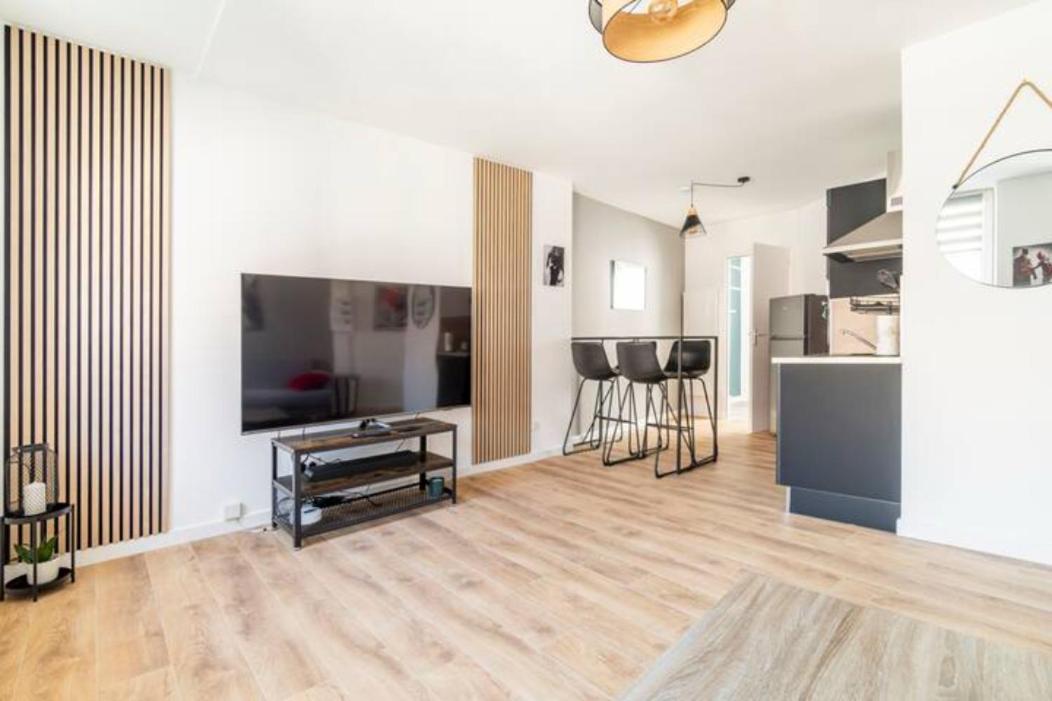 Апартаменты Voyage En Duplex En Hyper Centre Валансьен Экстерьер фото